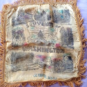 4 VINTAGE Souvenir Pillowcases